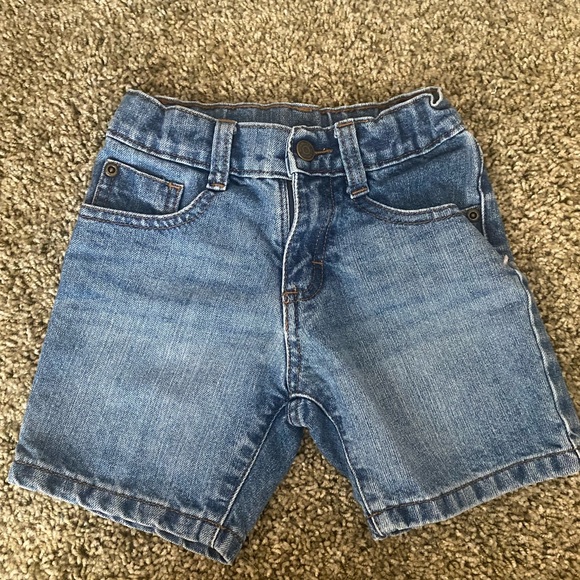 4T wrangler jean shorts - Picture 2 of 4